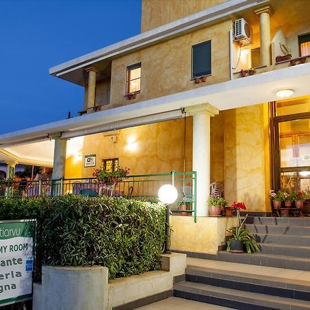 S'Ustiarvu- Nuova Gestione Hotell Cala Liberotto Eksteriør bilde