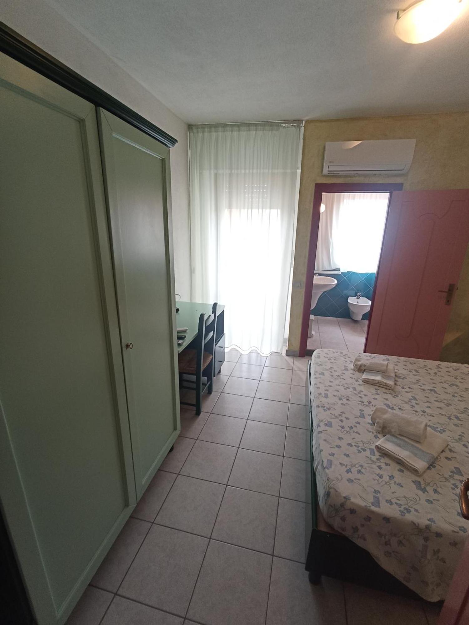 S'Ustiarvu- Nuova Gestione Hotell Cala Liberotto Eksteriør bilde