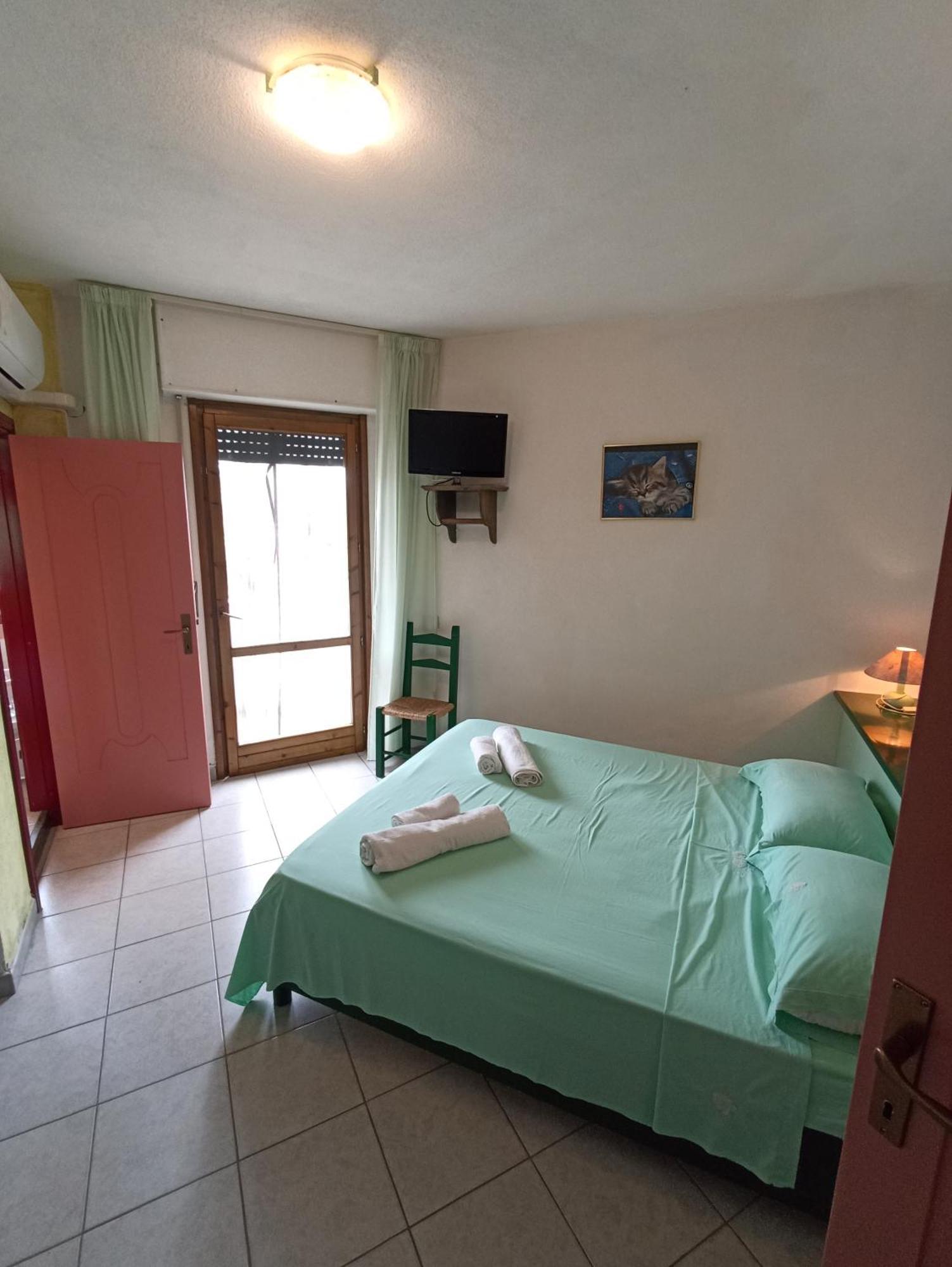 S'Ustiarvu- Nuova Gestione Hotell Cala Liberotto Eksteriør bilde